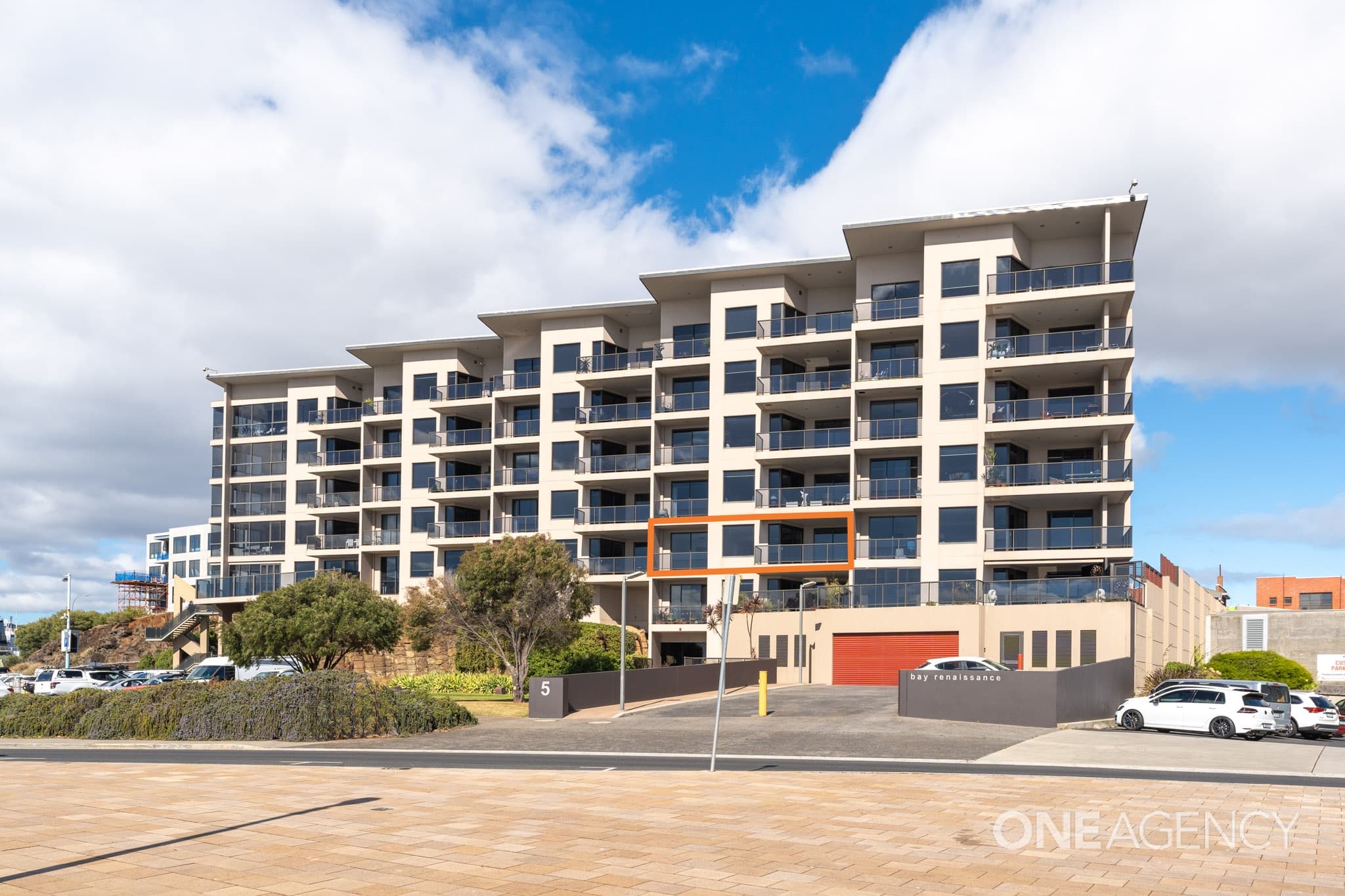 4/5 North Terrace, Burnie, Burnie - Thumbnail 3