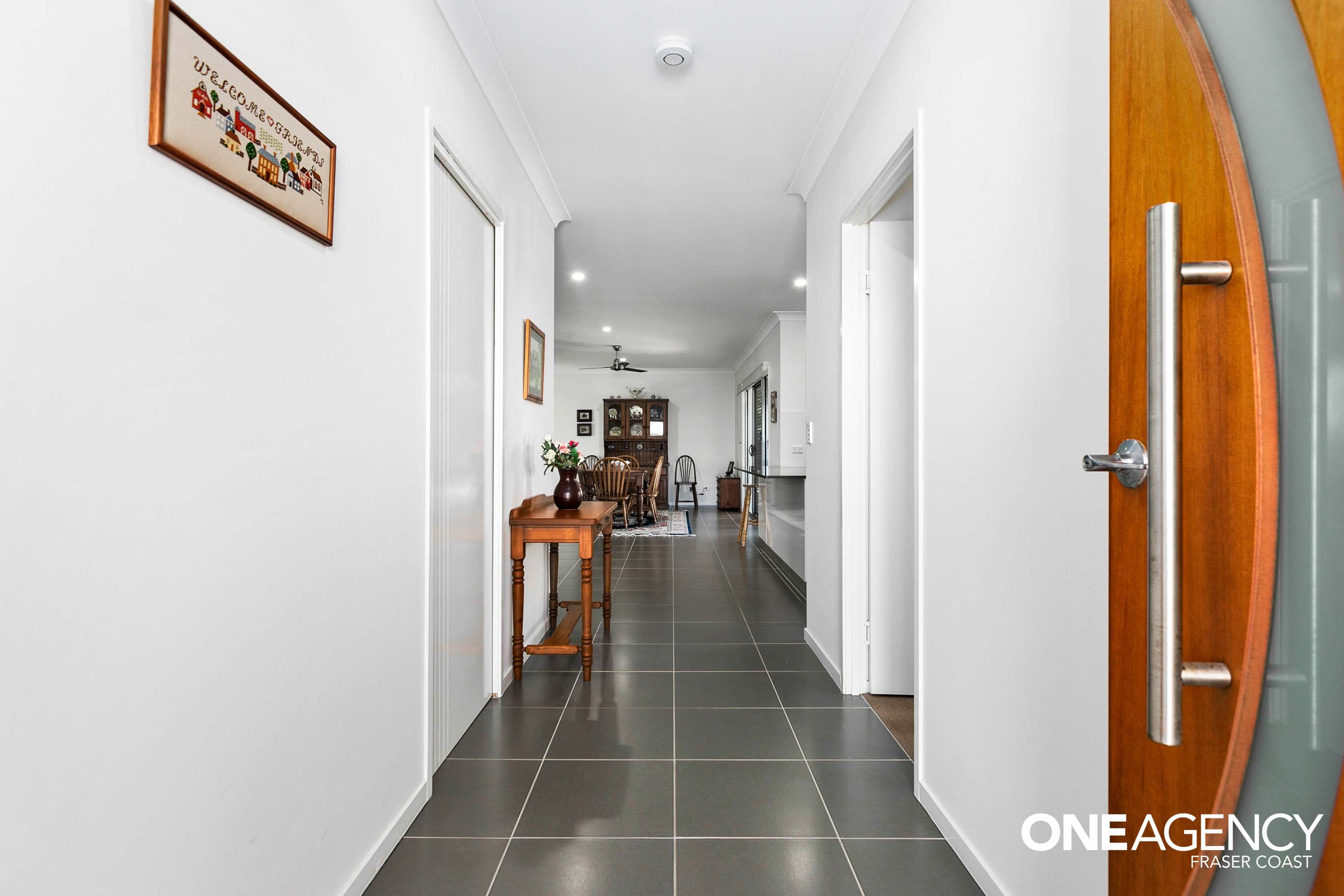 26 Ronaldo Way, Urangan, Urangan - Thumbnail 3