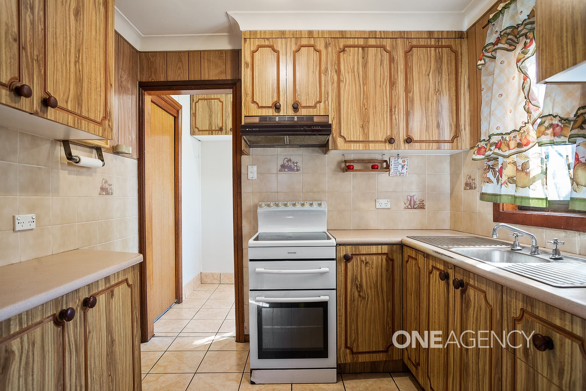 460 Northcliffe Drive, Berkeley, Berkeley - Thumbnail 3