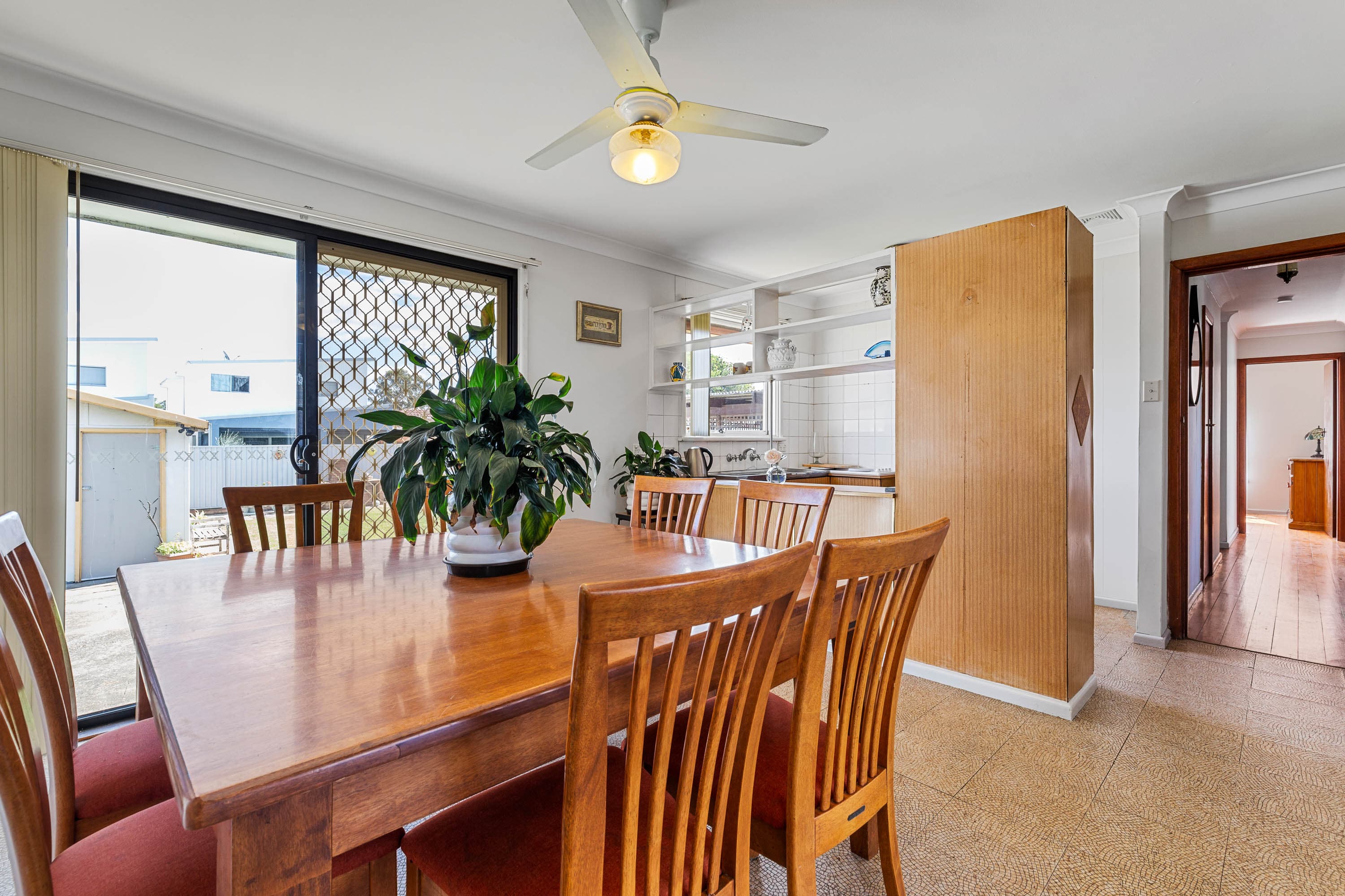 187 Nuwarra Road, Moorebank, Moorebank - Thumbnail 5