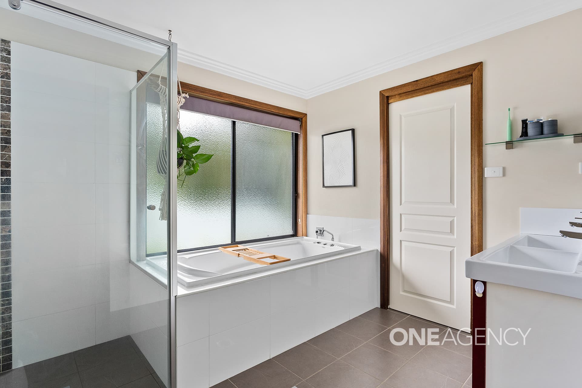 22 Waterford Terrace, Albion Park, Albion Park - Thumbnail 8