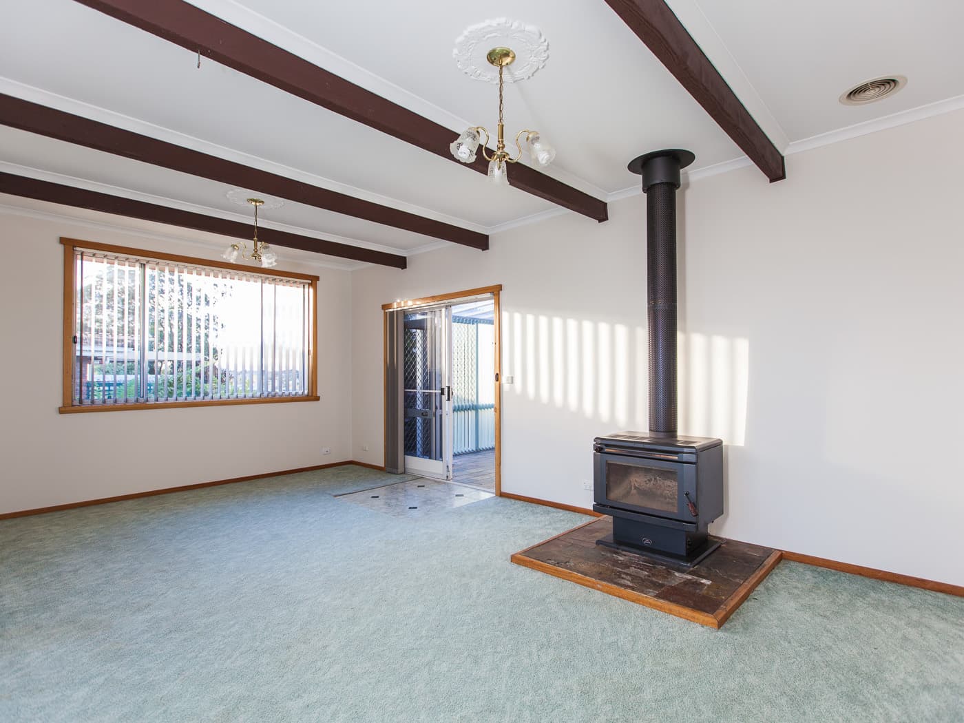 11 Leslie Grove, Prospect Vale, Prospect Vale - Thumbnail 5
