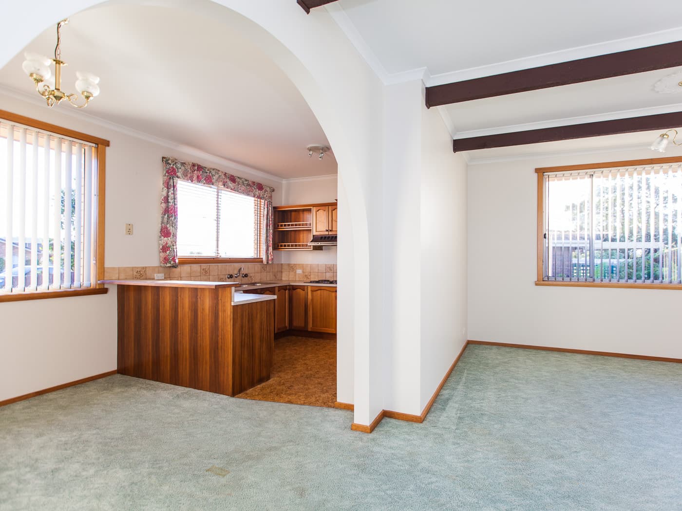 11 Leslie Grove, Prospect Vale, Prospect Vale - Thumbnail 8