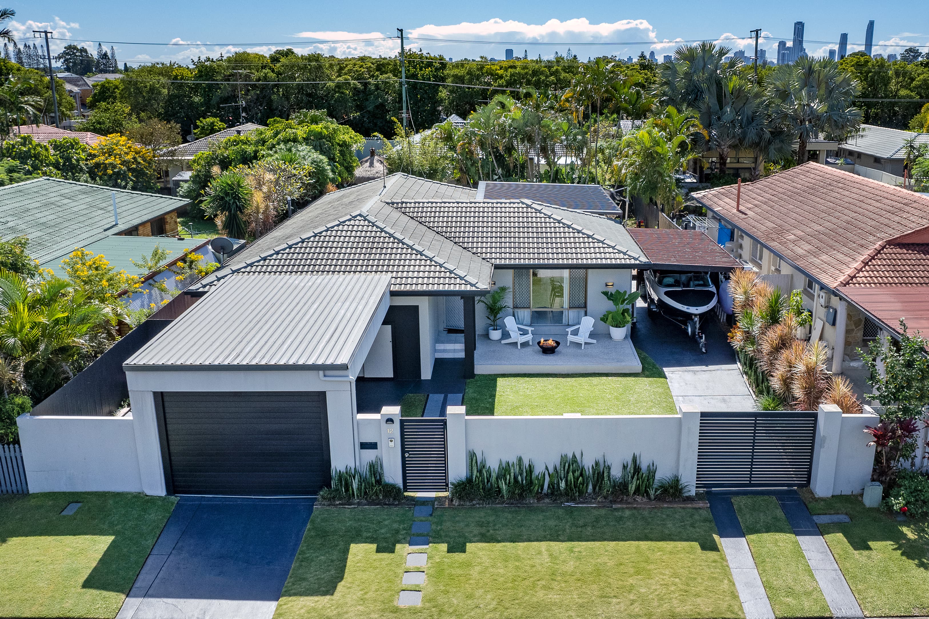 12 Hokitika Street, Broadbeach Waters, Broadbeach Waters - Thumbnail 3