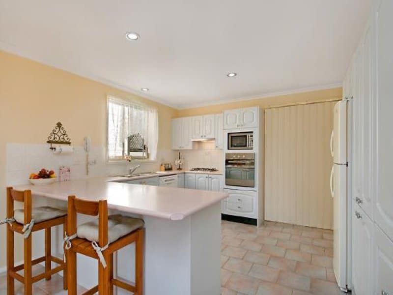 37 Audie Parade, Berkeley Vale, Berkeley Vale - Thumbnail 3