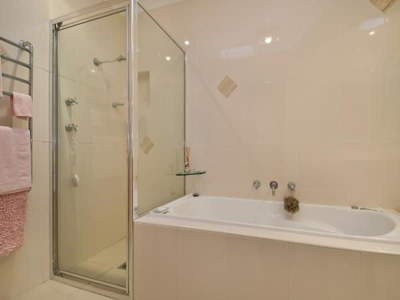37 Audie Parade, Berkeley Vale, Berkeley Vale - Thumbnail 5