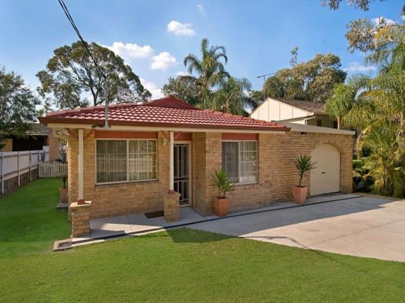 37 Audie Parade, Berkeley Vale, Berkeley Vale - Image 1
