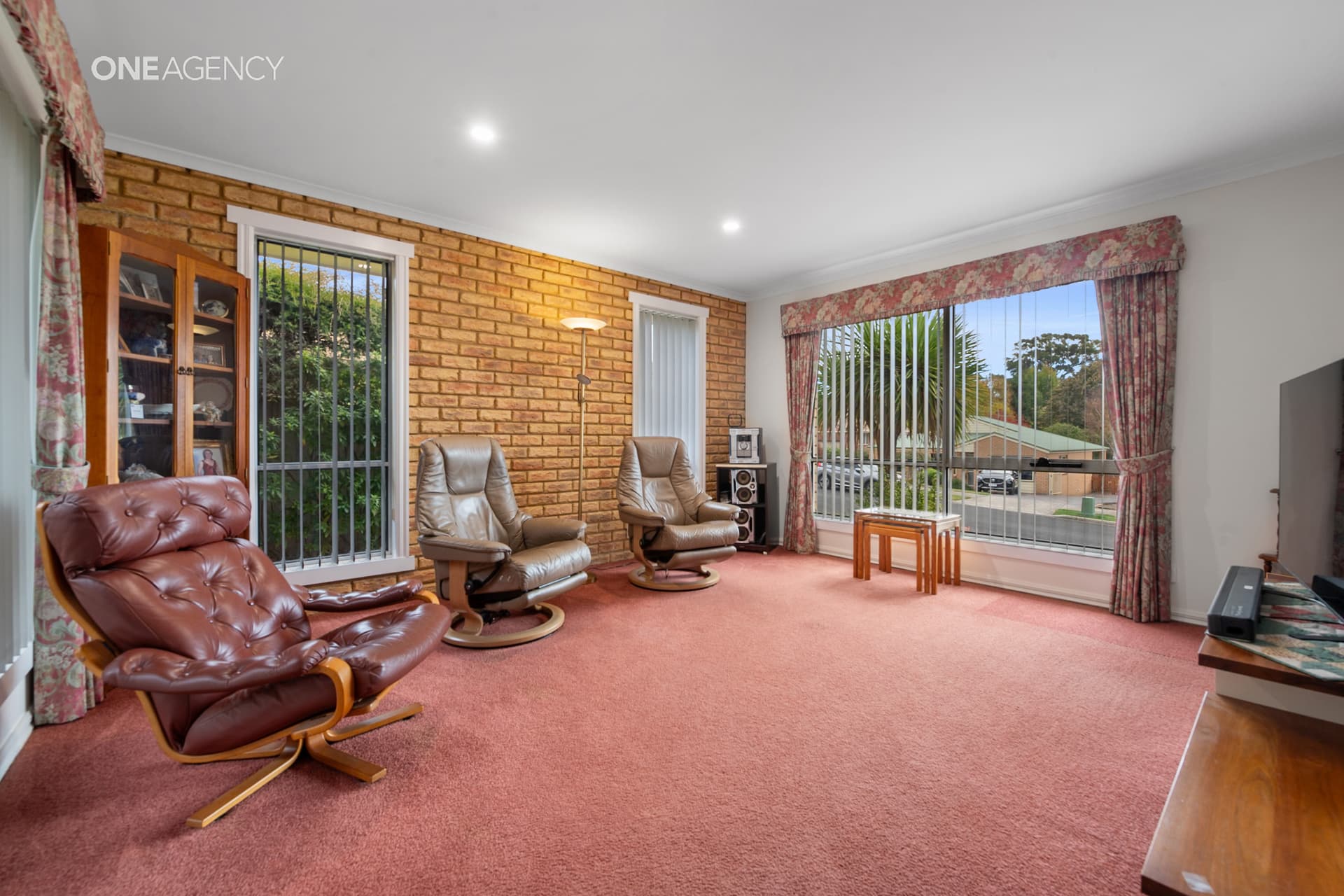 33 St Andrews Drive, Devonport, Devonport - Thumbnail 3