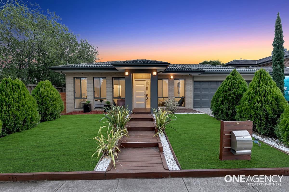 82 Alamanda Bvd, Point Cook, Point Cook - Thumbnail 2