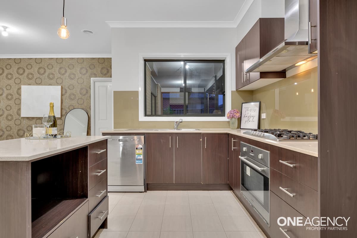 82 Alamanda Bvd, Point Cook, Point Cook - Thumbnail 7