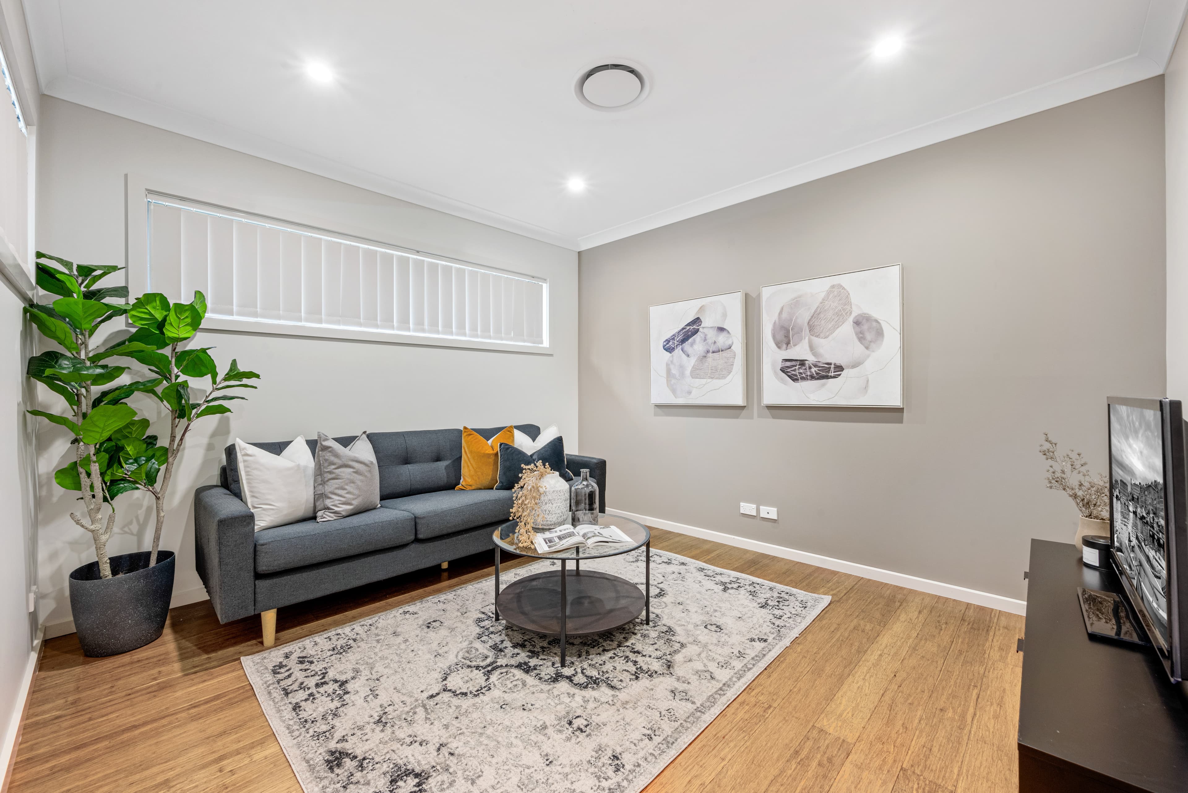 22 Highdale Terrace, Glenmore Park, Glenmore Park - Thumbnail 5