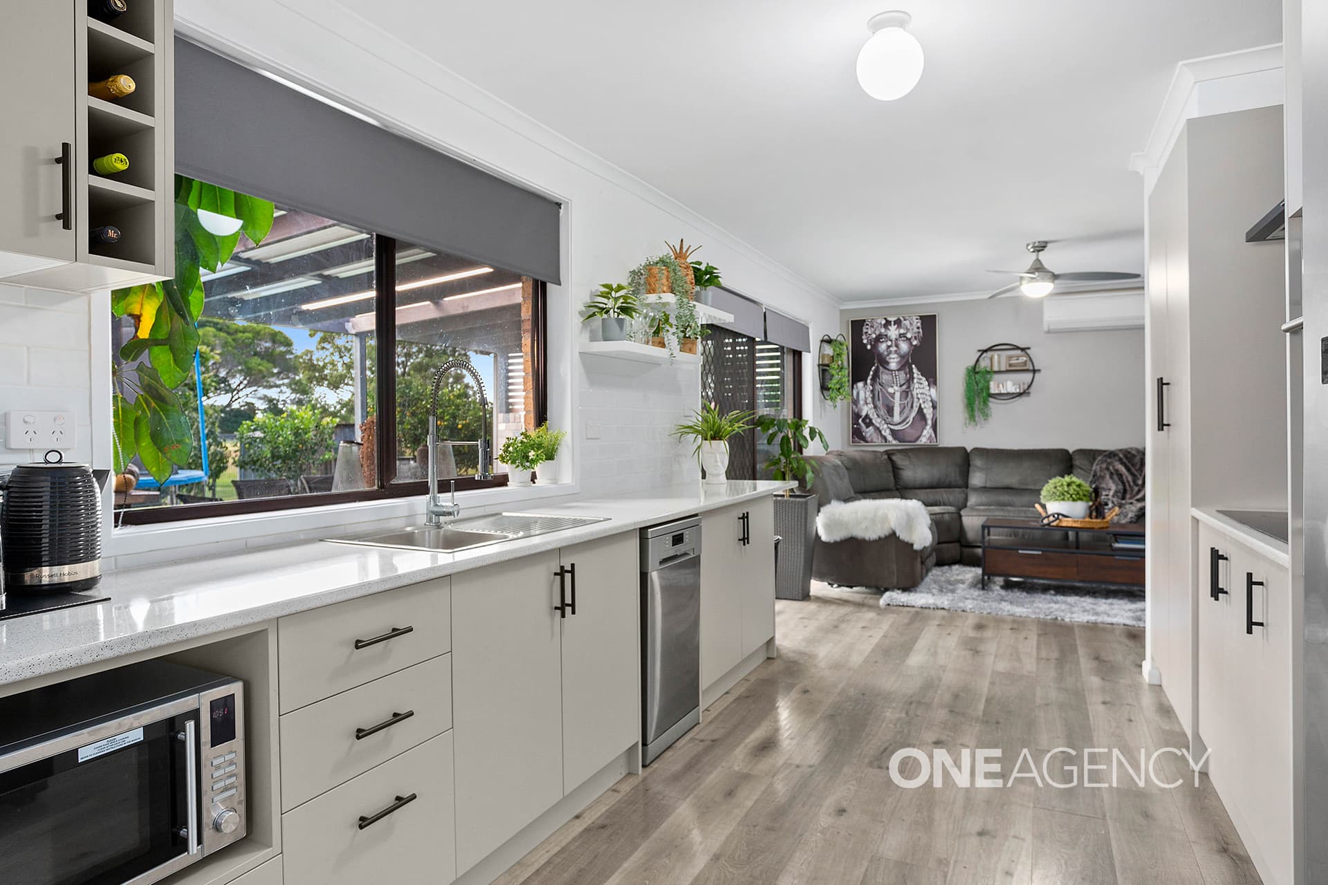 23 Sierra Drive, Horsley, Horsley - Thumbnail 3