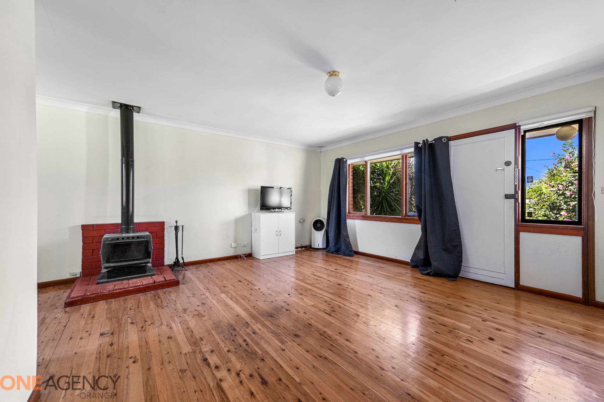 4 Bundarra Crescent, Orange, Orange - Thumbnail 2