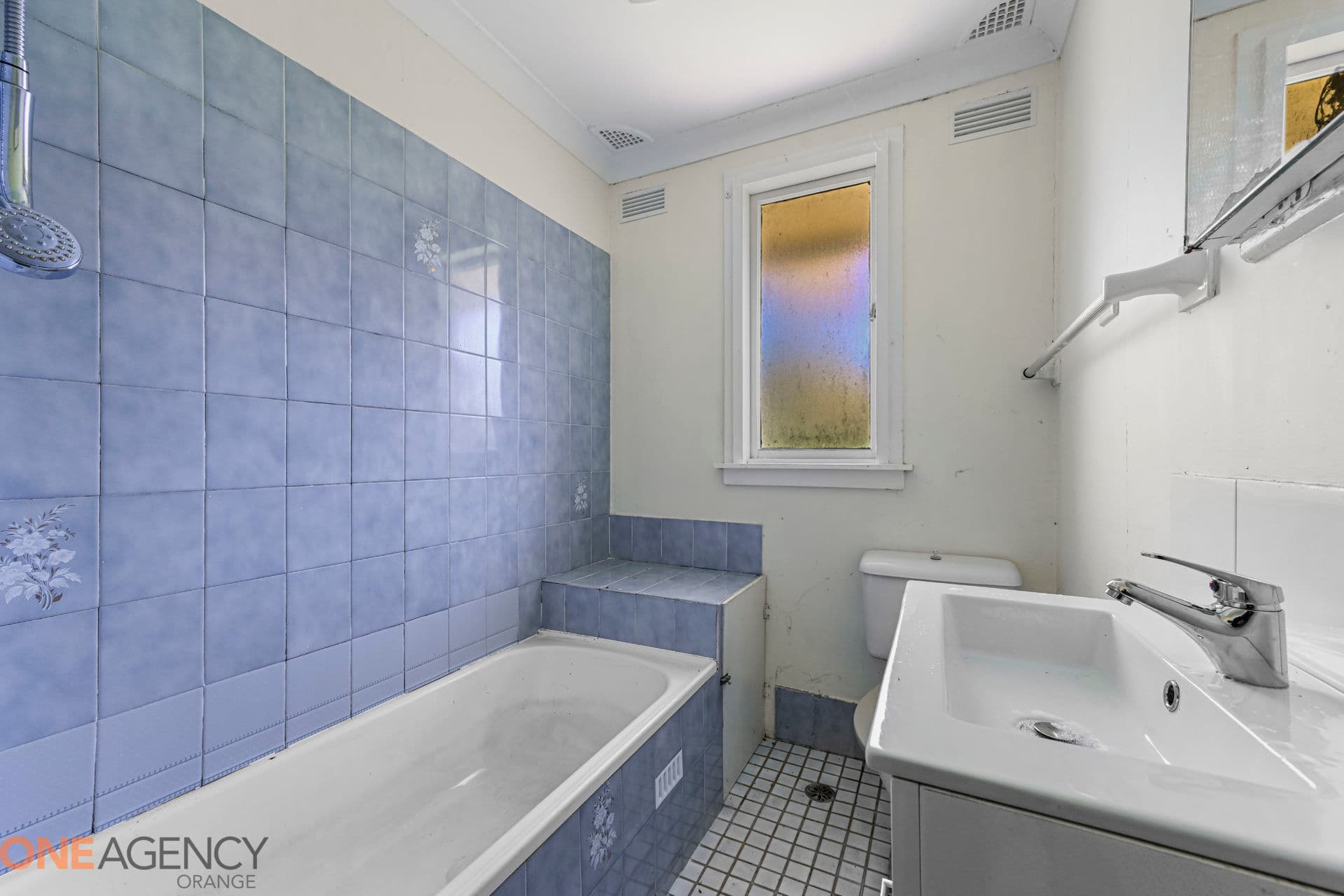 4 Bundarra Crescent, Orange, Orange - Thumbnail 5