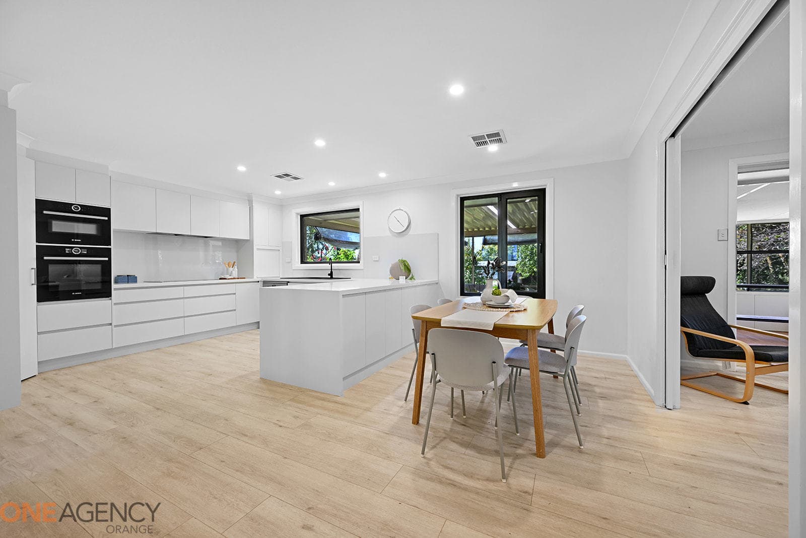 46 Carcoar Street, Spring Hill, Spring Hill - Thumbnail 5