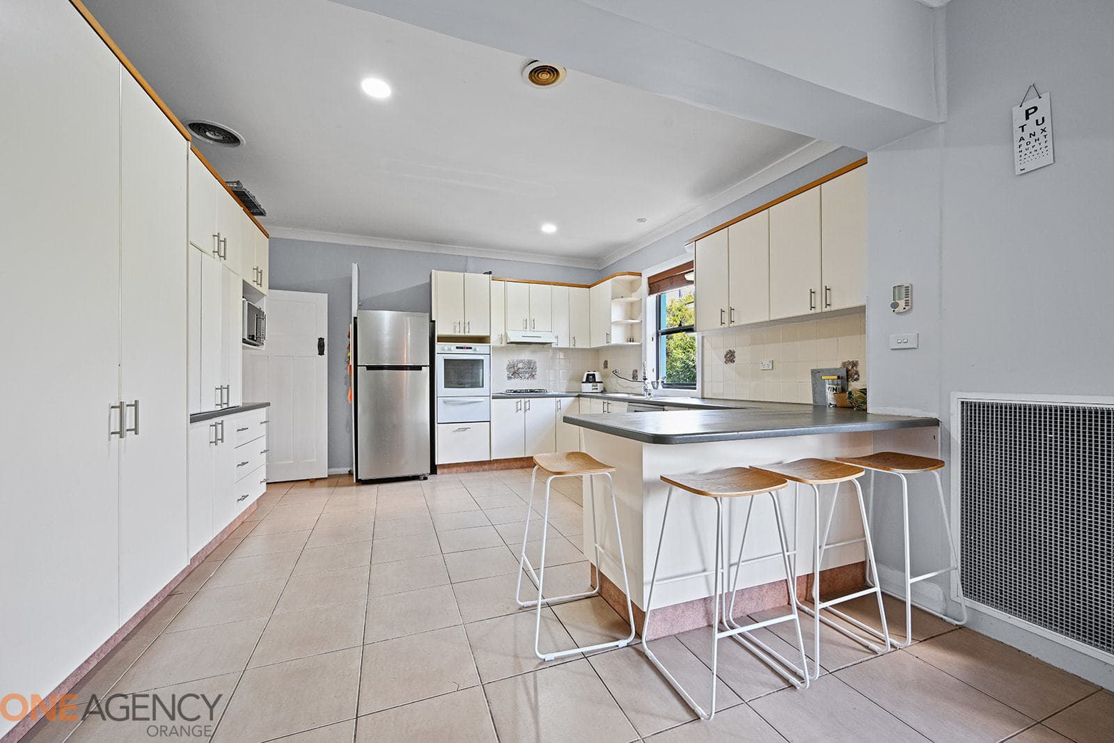 261 Dalton Street, Orange, Orange - Thumbnail 3