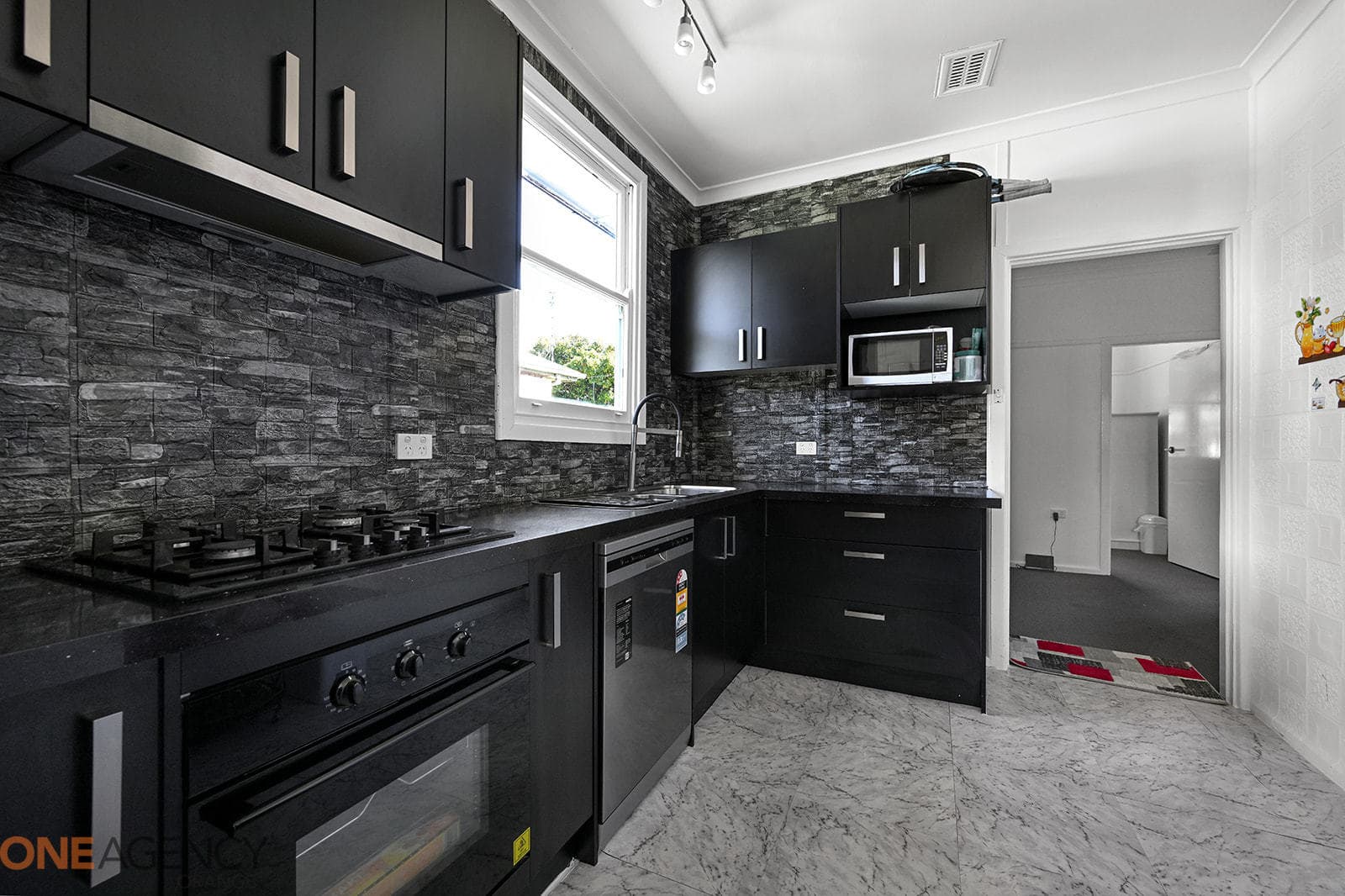 110 Anson Street, Orange, Orange - Thumbnail 2