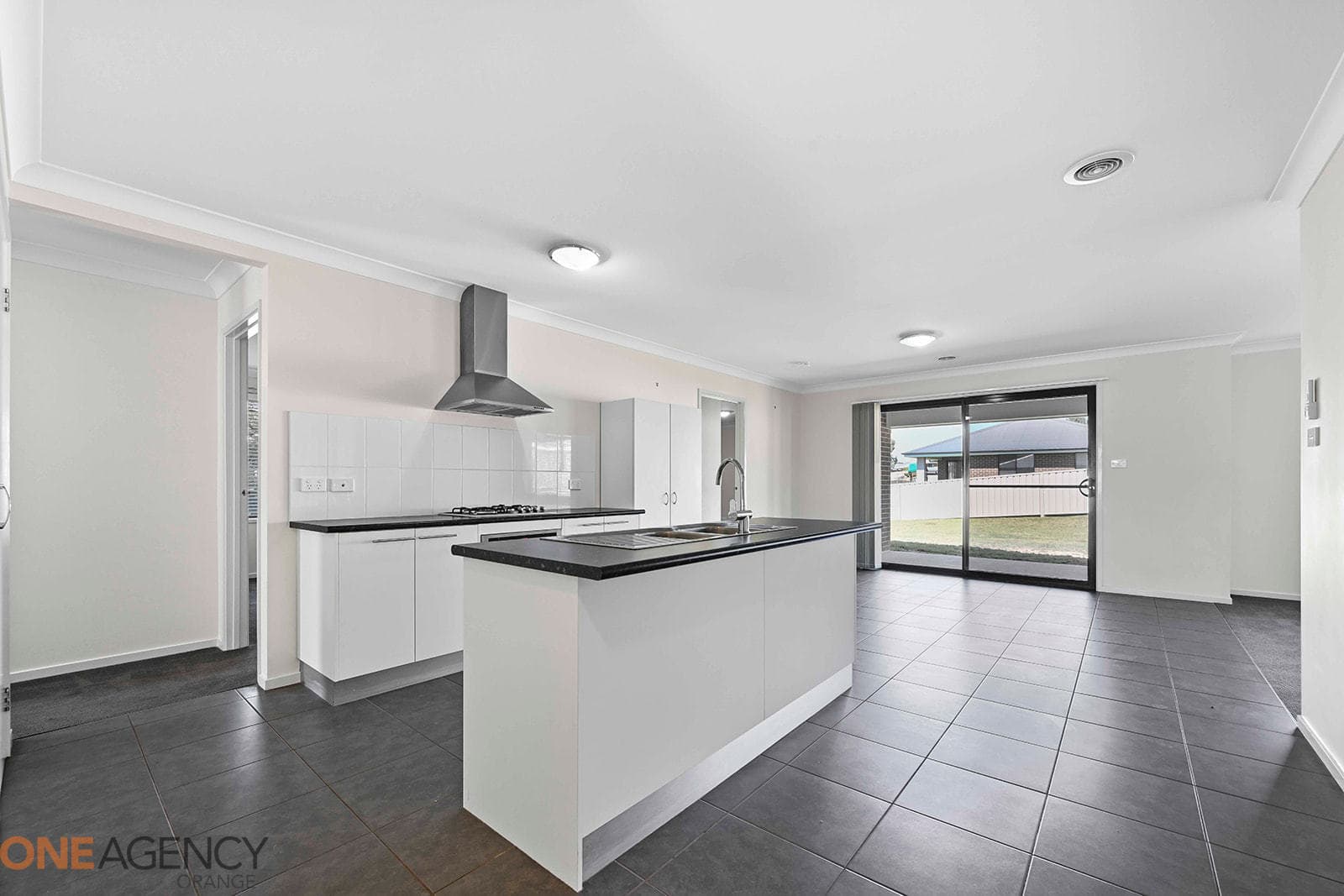 66 Glasson Drive, Orange, Orange - Thumbnail 4