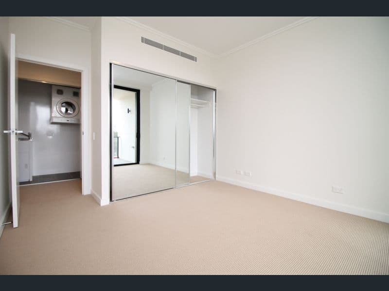 317/8 Roland Street, Rouse Hill, Rouse Hill - Thumbnail 3