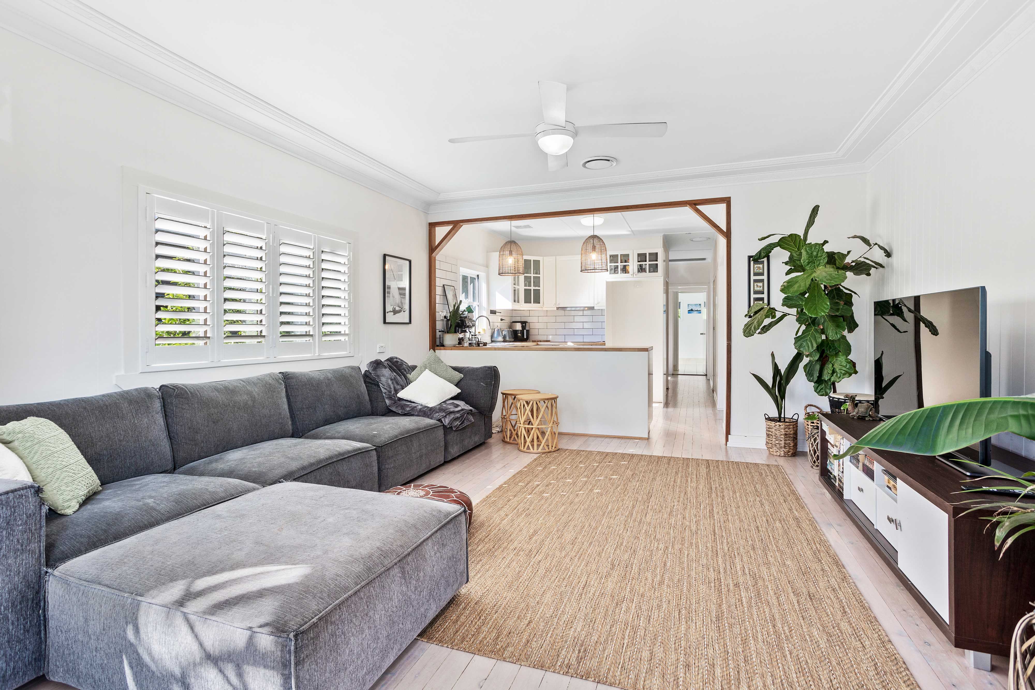 38 Christine Avenue, Miami, Miami - Thumbnail 4