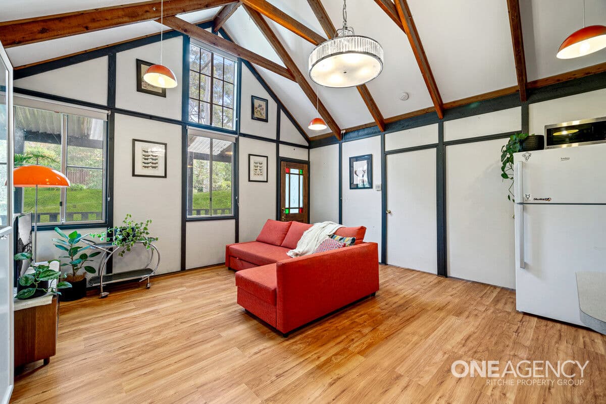 9 Clifton Avenue, Faulconbridge, Faulconbridge - Thumbnail 2