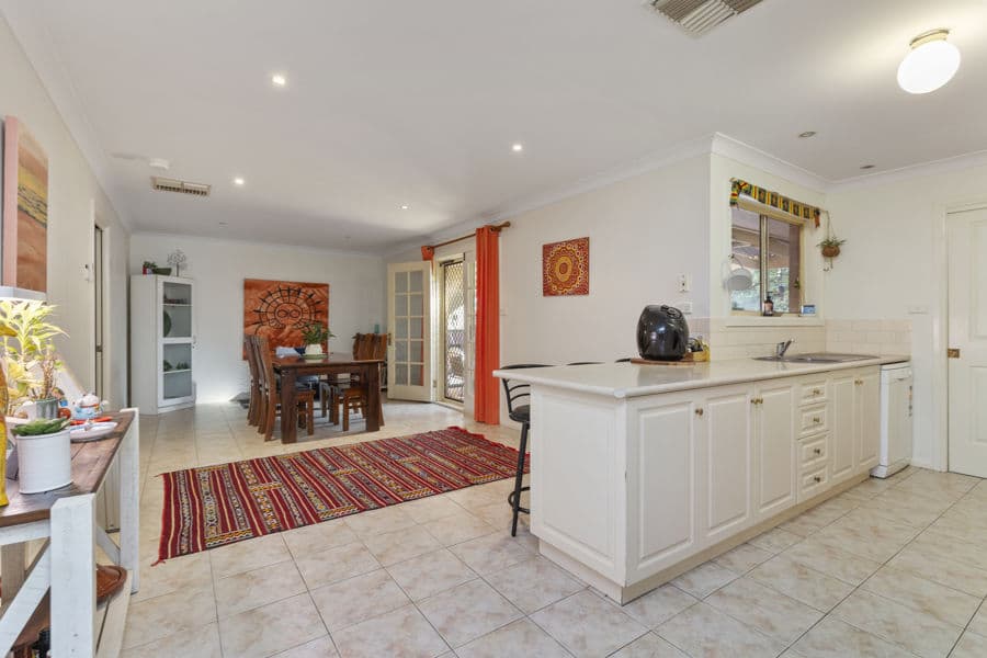 3 NATHAN Place, Kooringal, Kooringal - Thumbnail 7