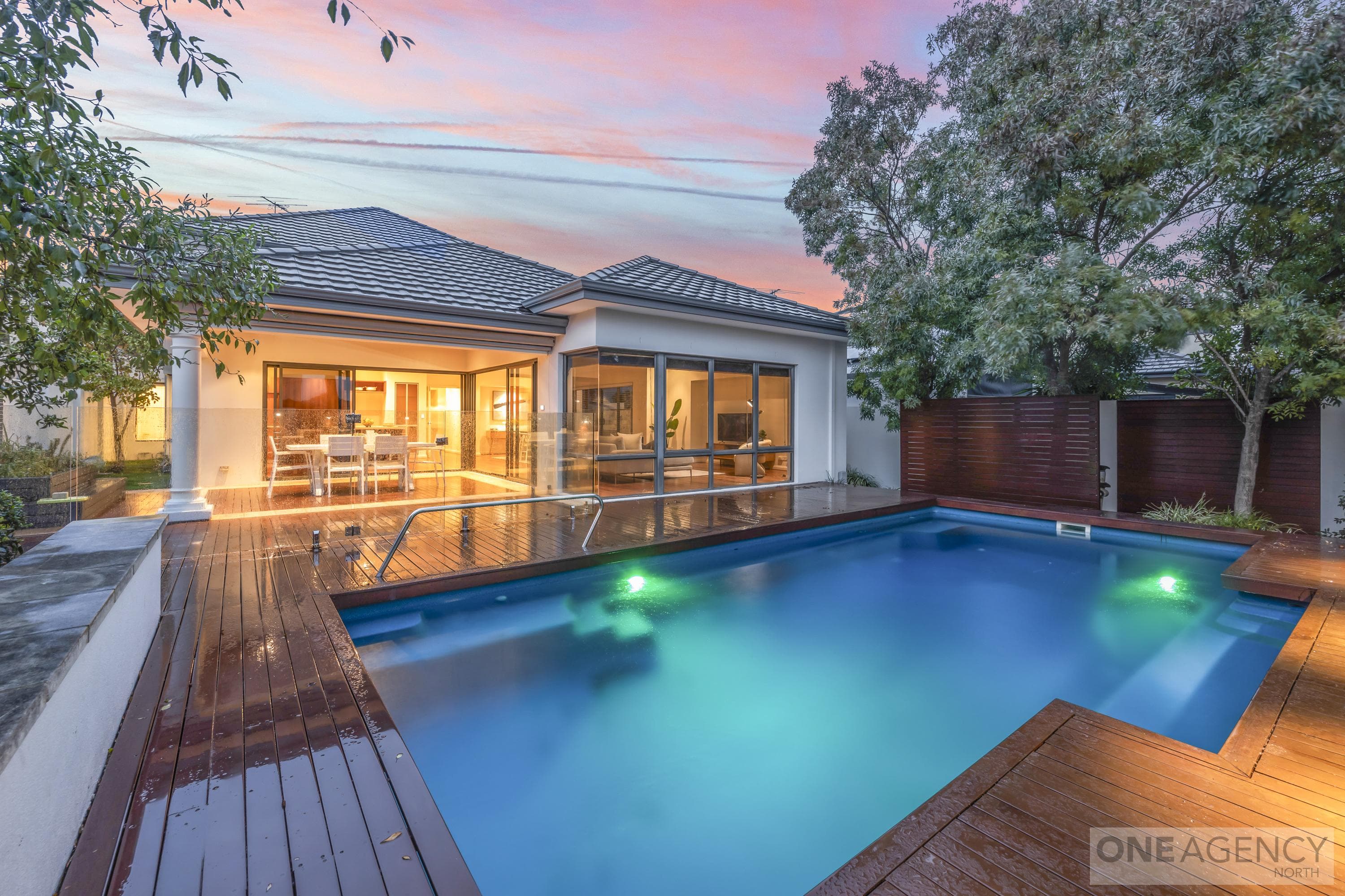 10 San Remo Boulevard, Stirling, Stirling - Thumbnail 4