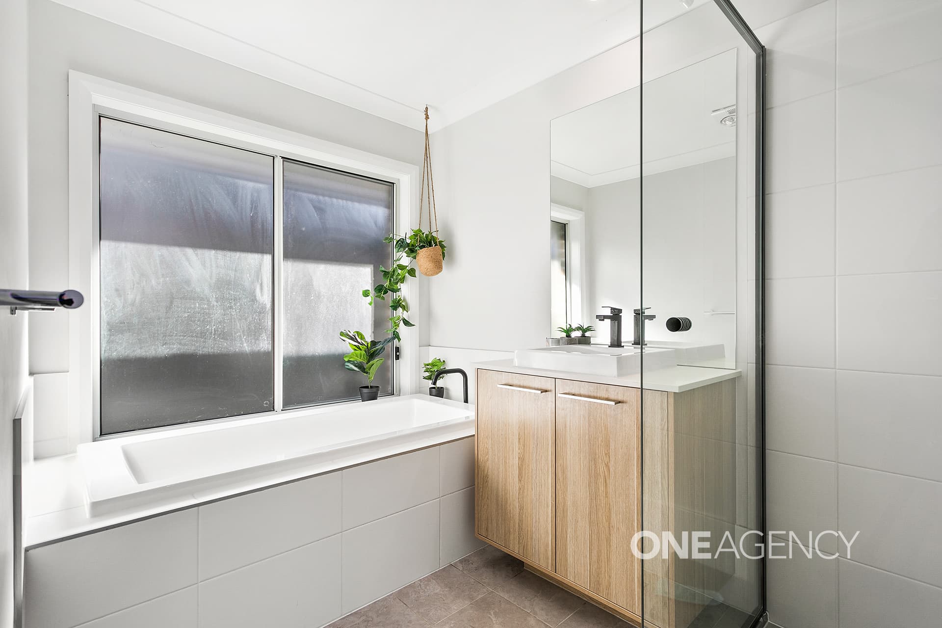 33 Wildflower Crescent, Calderwood, Calderwood - Thumbnail 6