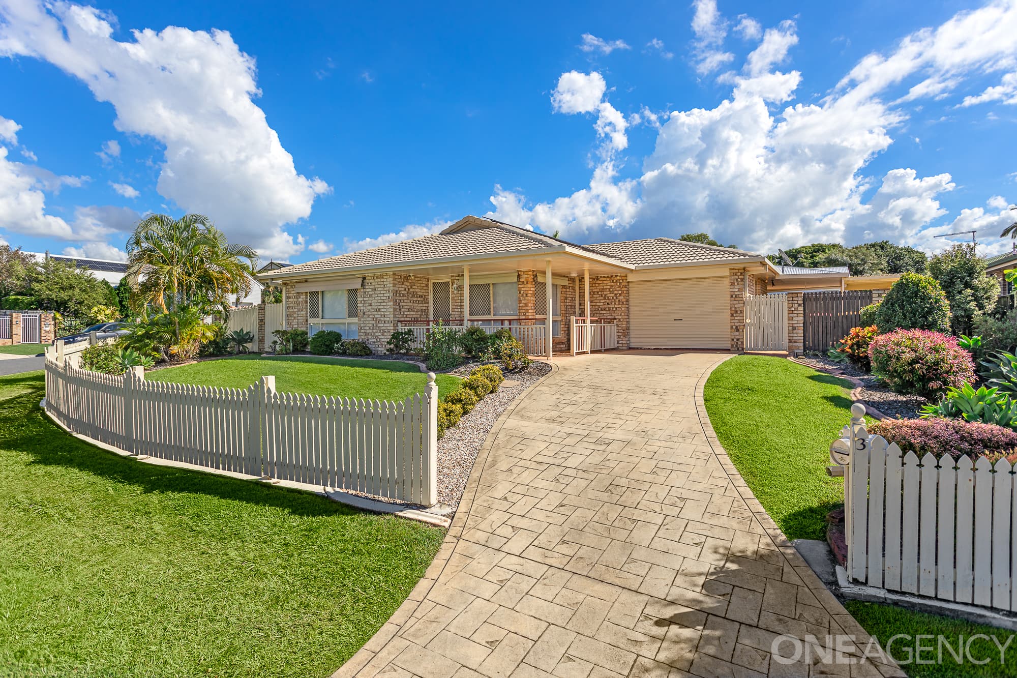 3 Lynanda Court, Rothwell, Rothwell - Image 1