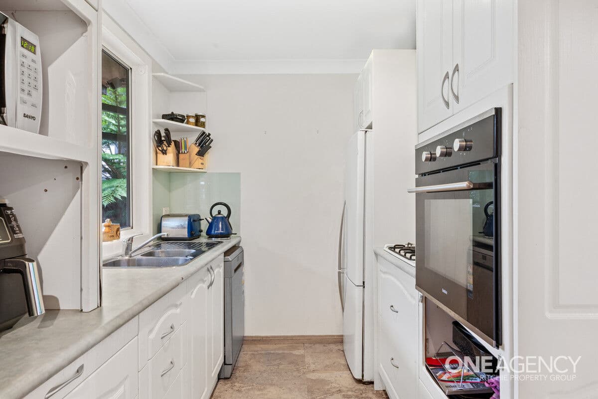 10 Macquarie Road, Springwood, Springwood - Thumbnail 4