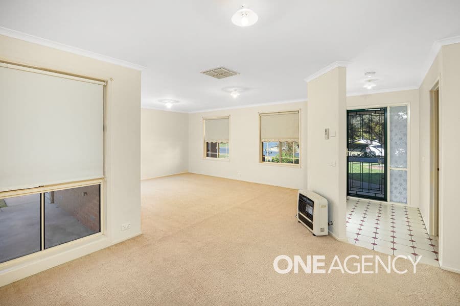 35 LANSDOWNE Avenue, Lake Albert, Lake Albert - Thumbnail 2