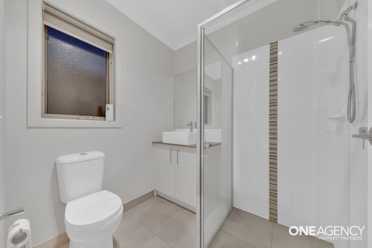 10 Lure Avenue, Point Cook, Point Cook - Thumbnail 8