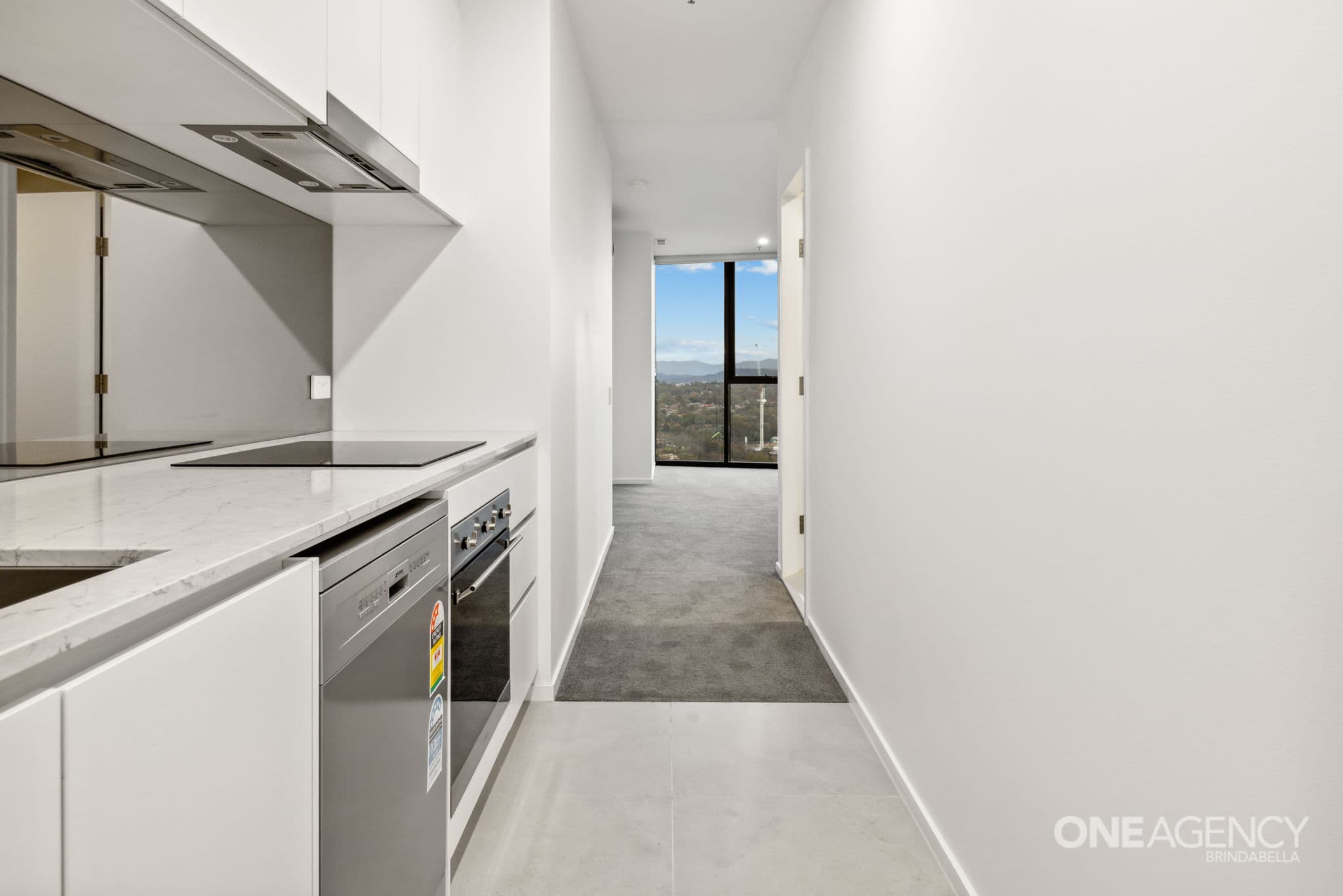 2213/3 Grazier Lane, Belconnen, Belconnen - Thumbnail 4