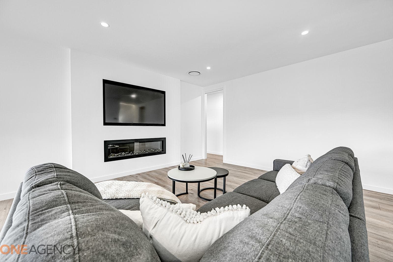 32 Westerly Drive, Orange, Orange - Thumbnail 3