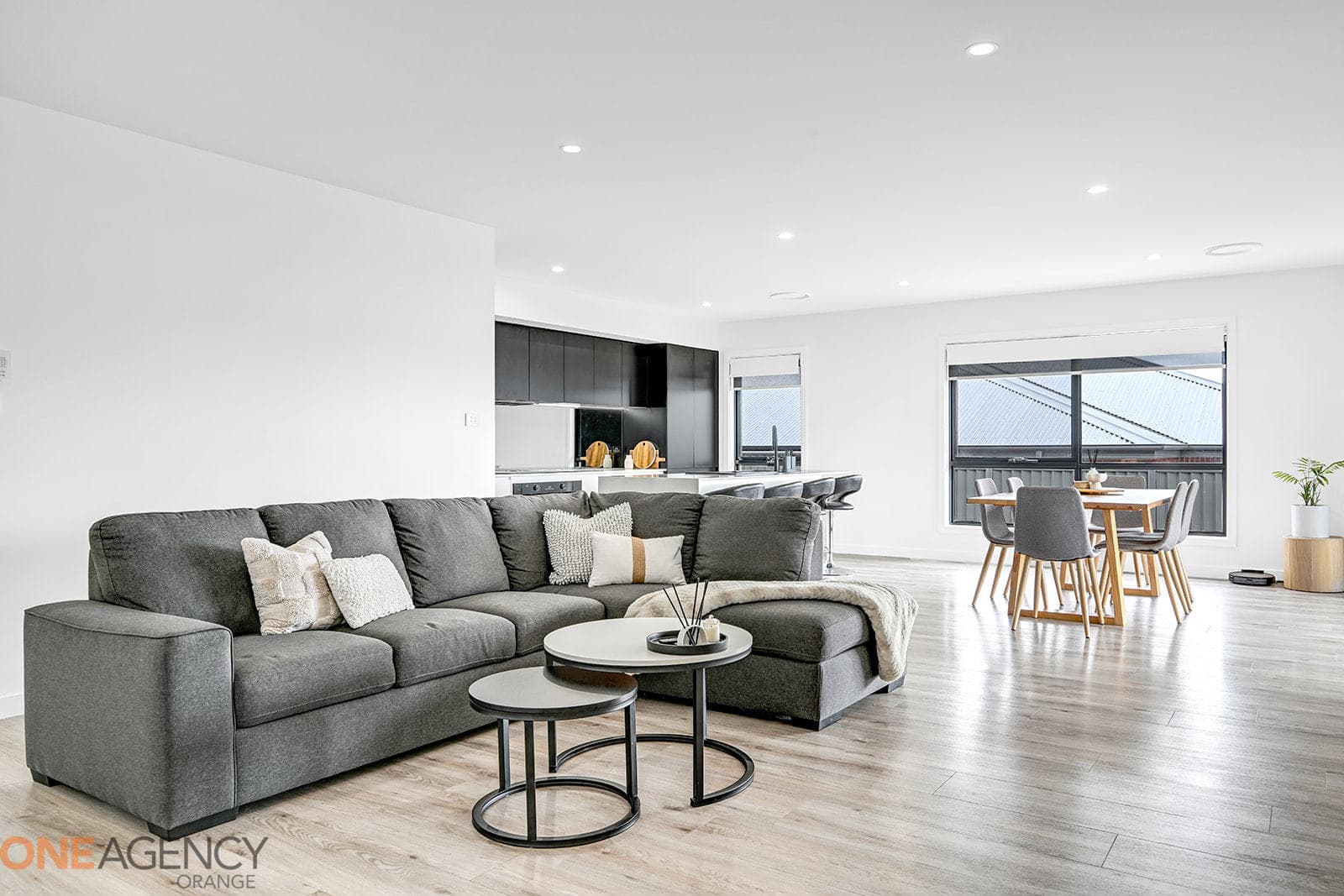 32 Westerly Drive, Orange, Orange - Thumbnail 4
