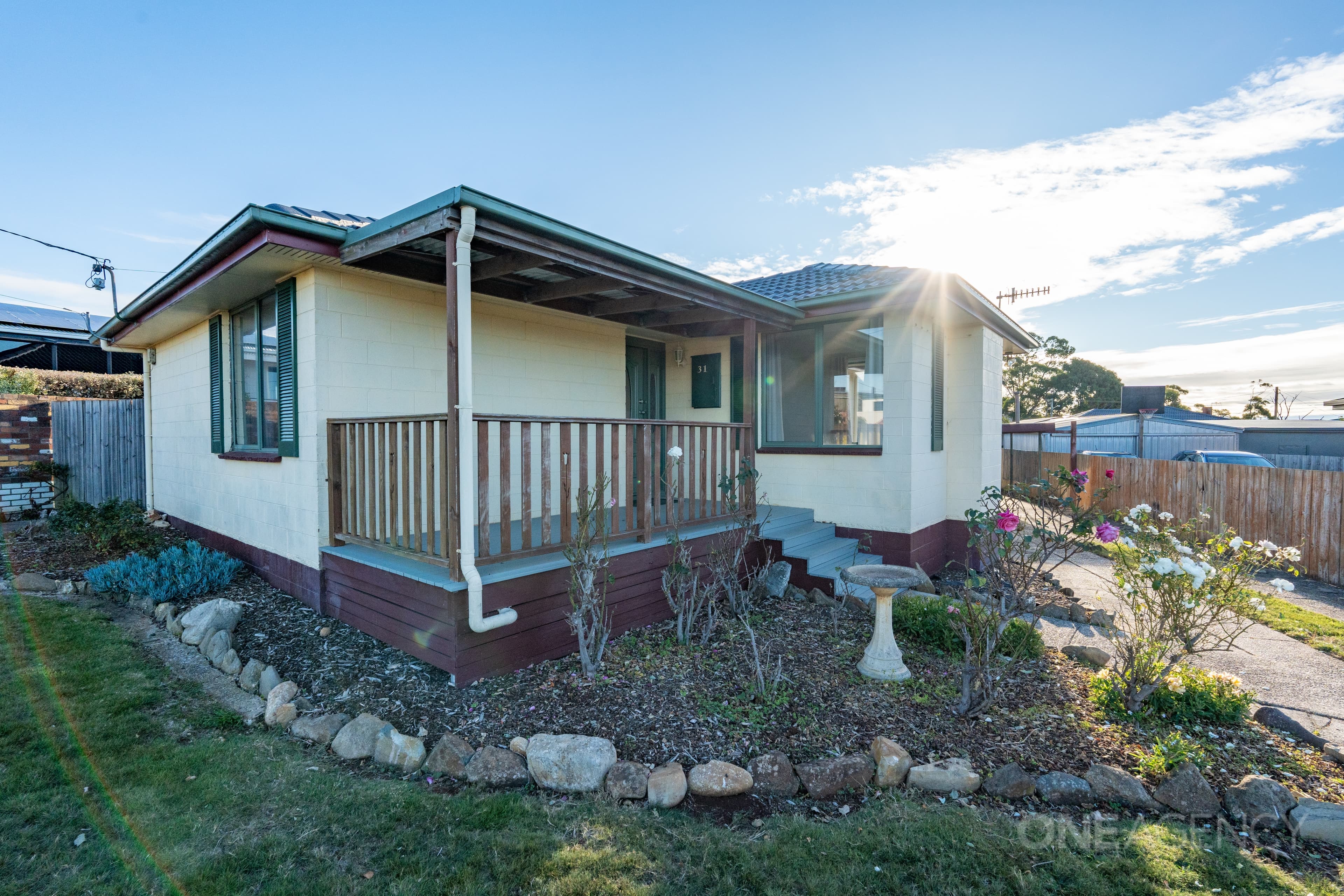 31 Flinders Drive, Somerset, Somerset - Image 1