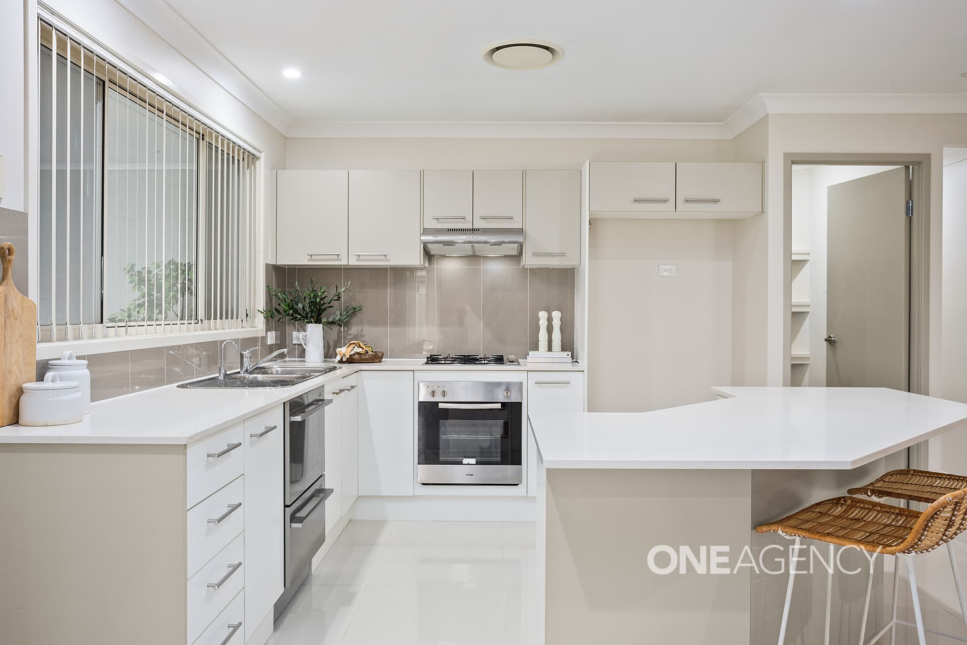 5 Greenpark Lane, Haywards Bay, Haywards Bay - Thumbnail 5