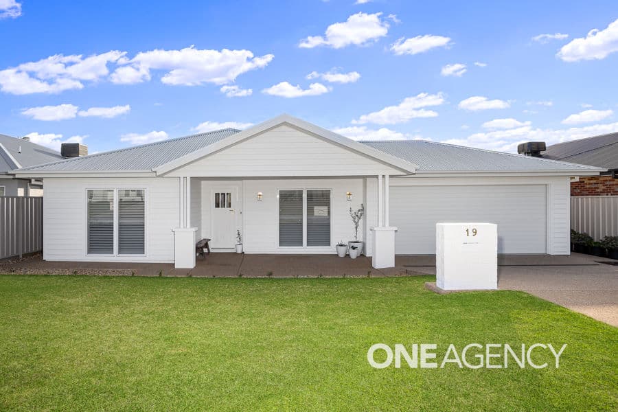 19 DALLAS Avenue, Gobbagombalin, Gobbagombalin - Thumbnail 3