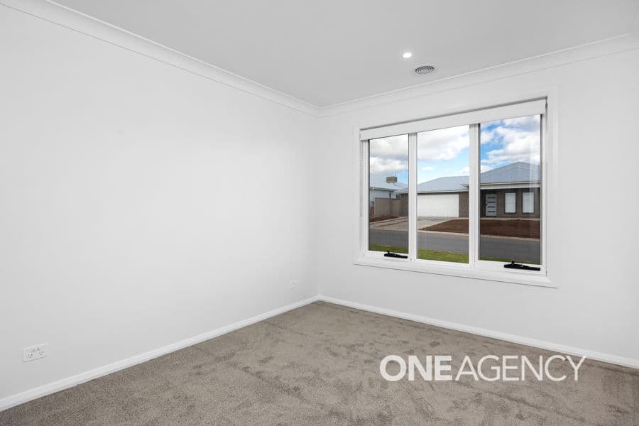 1 DENNY Crescent, Gobbagombalin, Gobbagombalin - Thumbnail 8