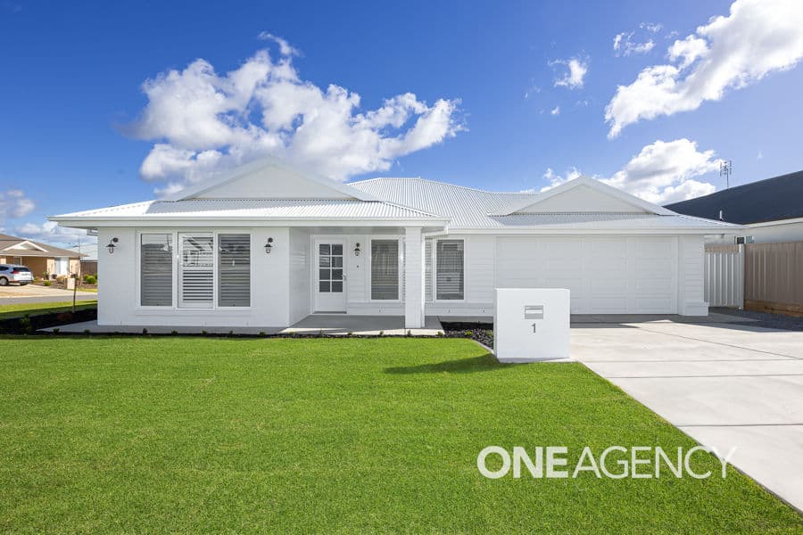 1 DENNY Crescent, Gobbagombalin, Gobbagombalin - Image 1