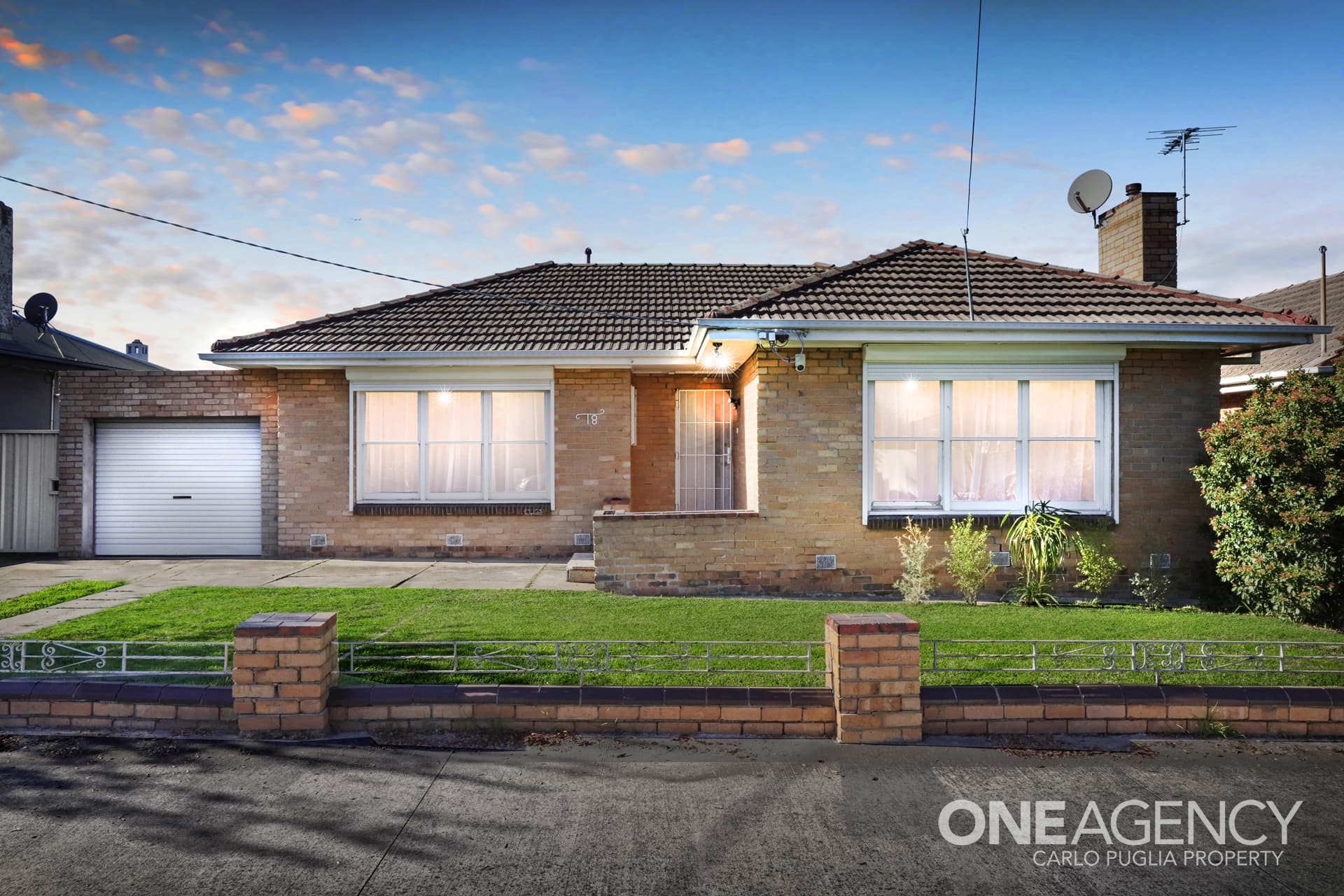 18 Hampshire Road, Sunshine, Sunshine - Image 1