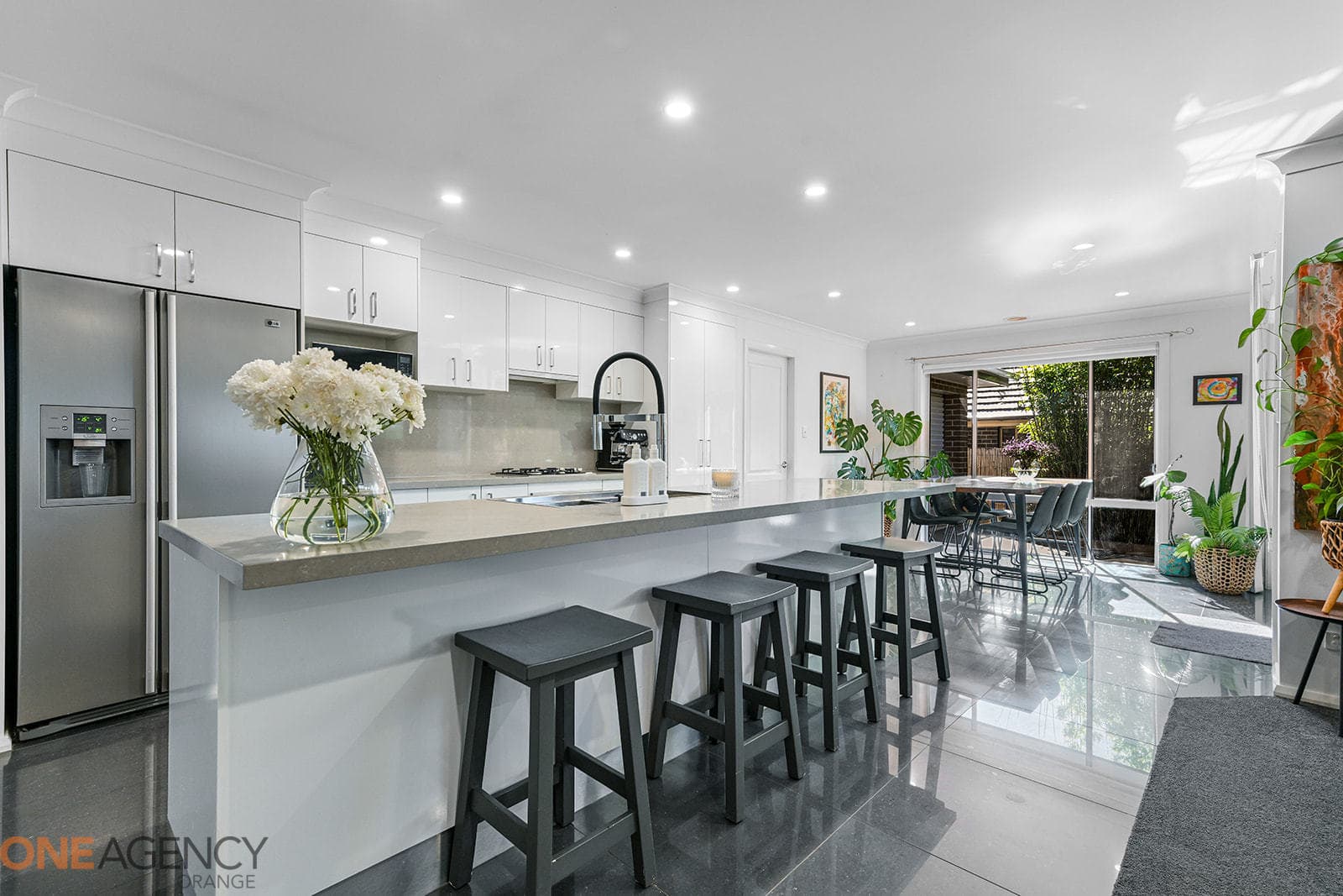 10 Robinson Court, Orange, Orange - Thumbnail 4