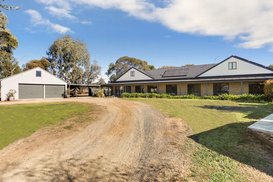1 CORREA Place, Springvale, Springvale - Thumbnail 4