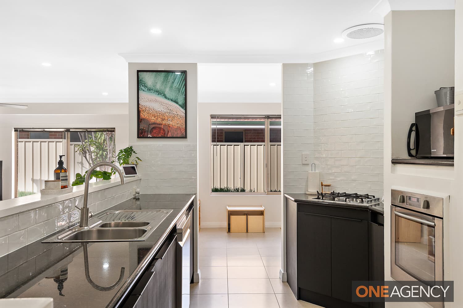 23 Fairfield Gardens, Canning Vale, Canning Vale - Thumbnail 2