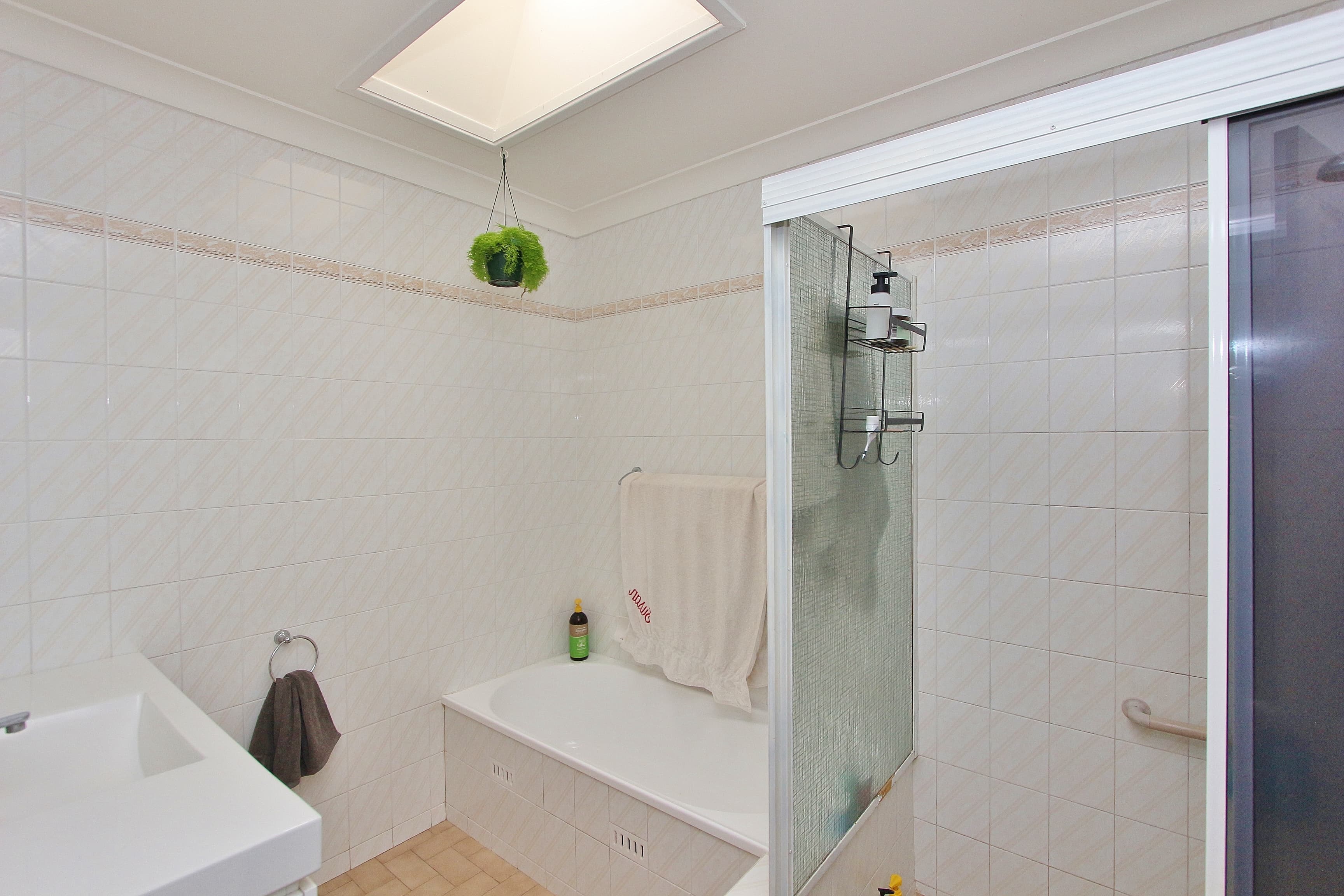 4B Cook Close, Lakewood, Lakewood - Thumbnail 7
