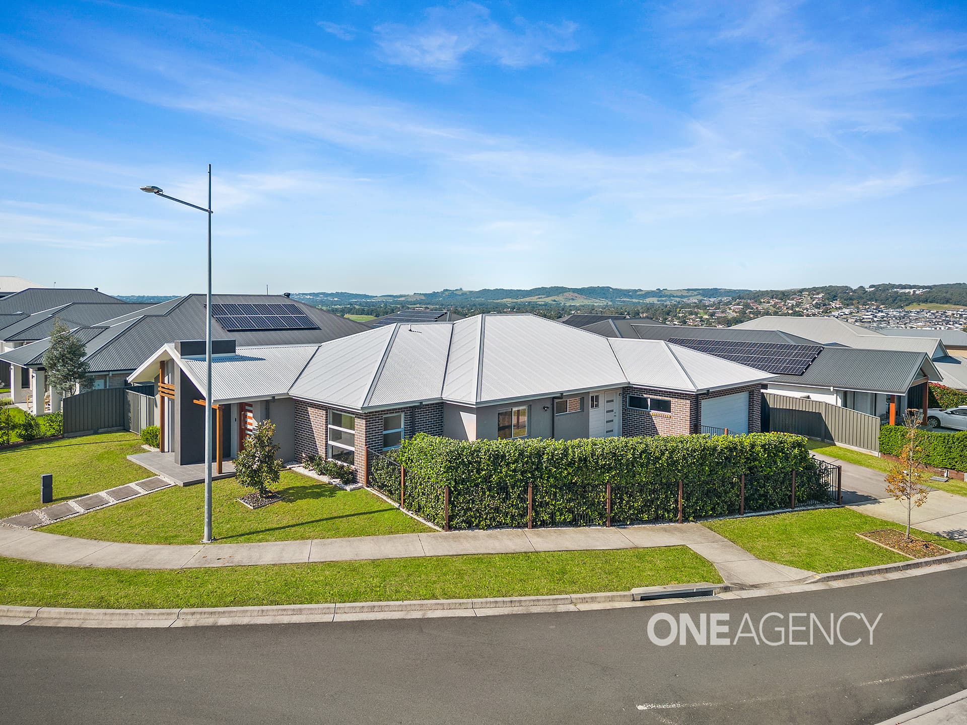 45 Oak Farm Road, Calderwood, Calderwood - Image 1