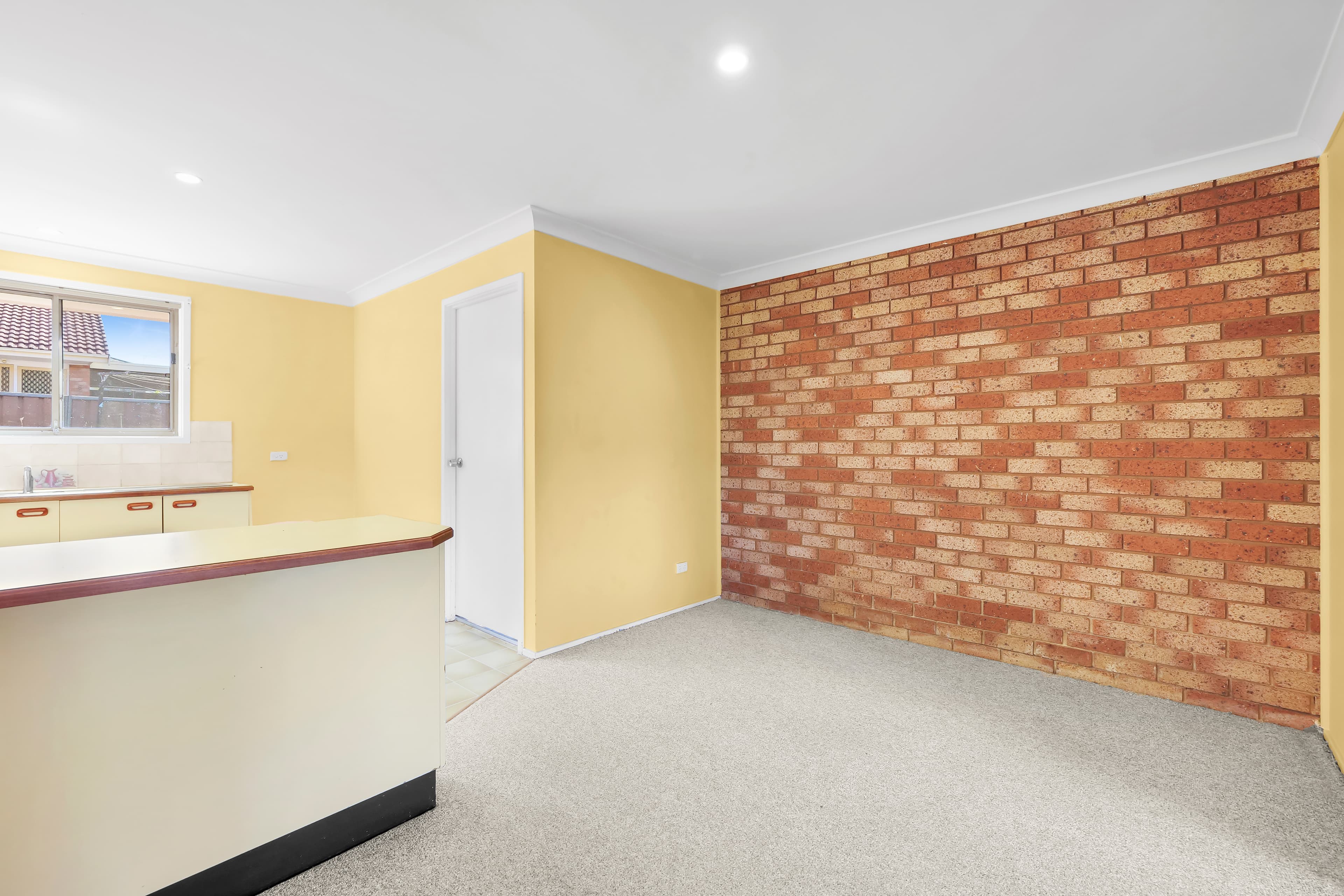 2/41 Cochrane Street, Minto, Minto - Thumbnail 3