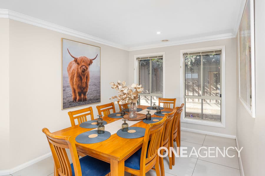 9 CHARLTON Street, Boorooma, Boorooma - Thumbnail 6