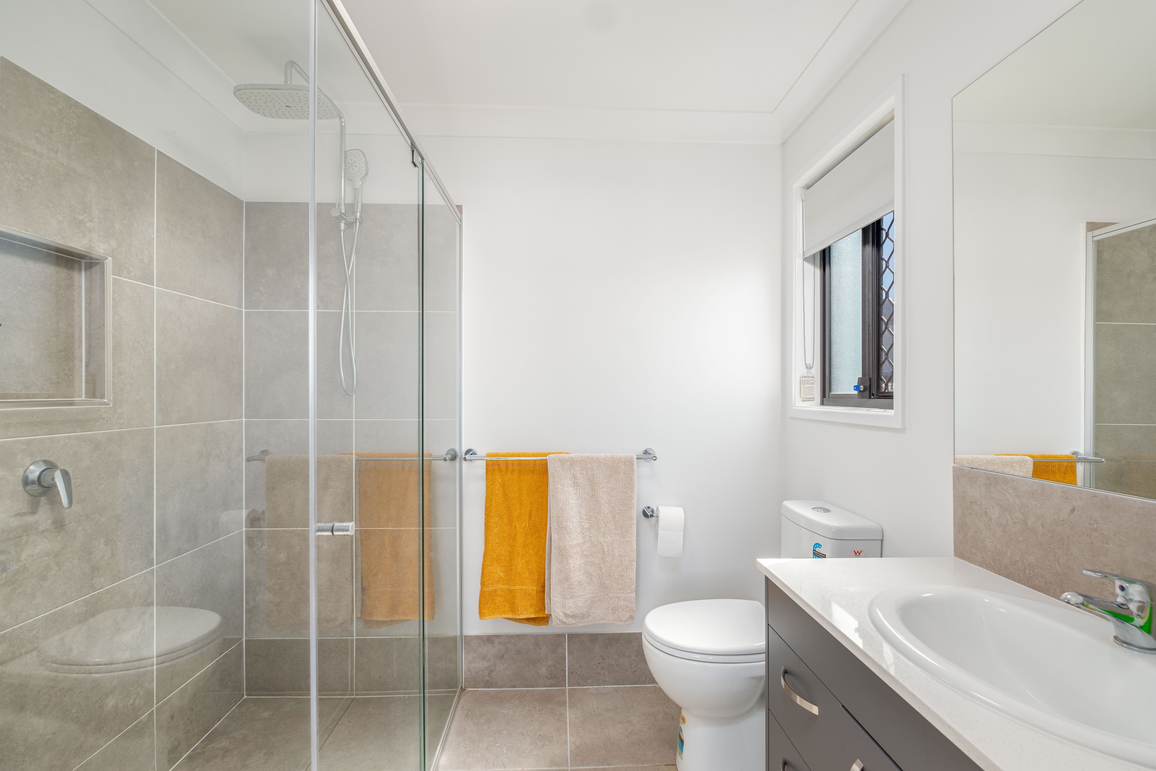18 Balmoral Crescent, Southside, Southside - Thumbnail 8