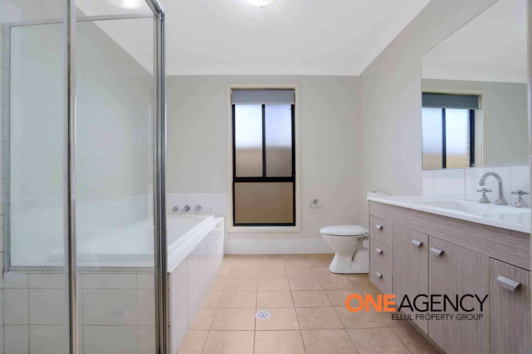 12 Rossini Drive, Hinchinbrook, Hinchinbrook - Thumbnail 7